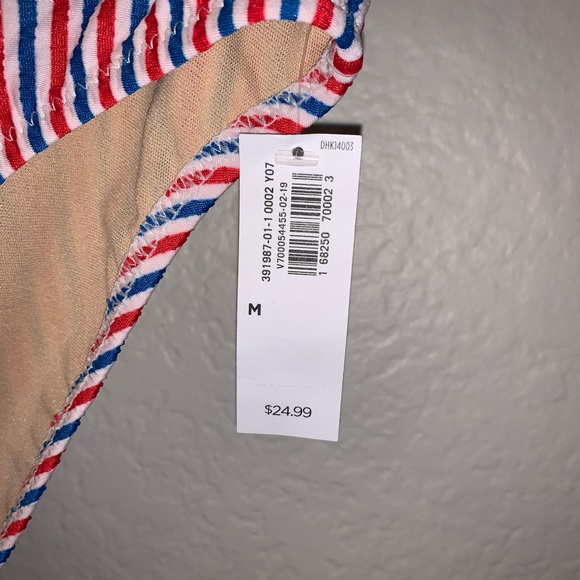 NWT Old Navy bathing suit bottoms - Picture 2 of 3